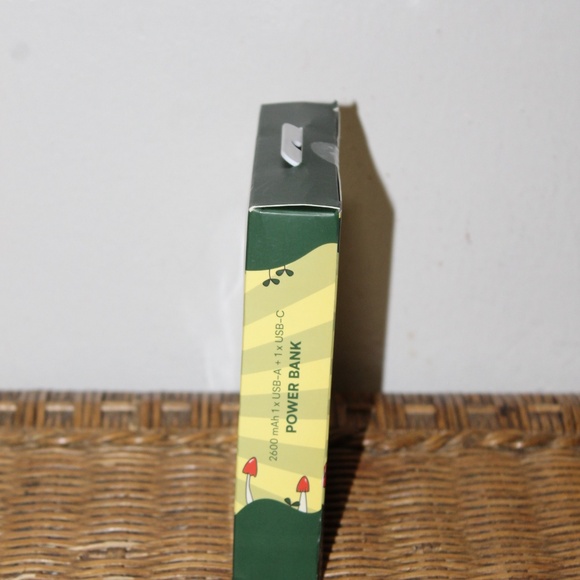 Artikl.  Shroom Power Bank. Portable Charger. - Picture 4 of 5